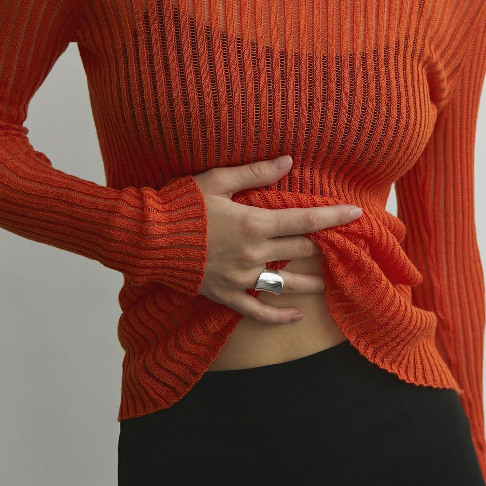 
                  
                    Spring Summer Long Sleeve round Neck Thin Breathable Knitted Wool Top
                  
                