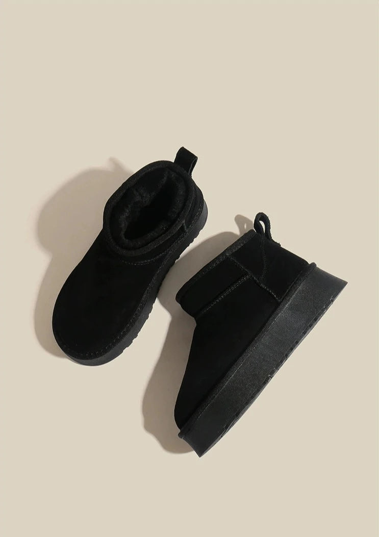 
                  
                    Winter Double Face Leather Short Platform Cotton Shoes Snow Boots
                  
                