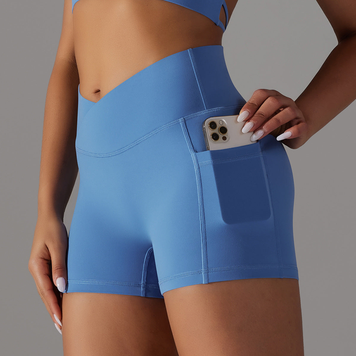 
                  
                    Yoga Shorts With Phone Pocket Design Fitness Sports Pants For Women Clothing
                  
                