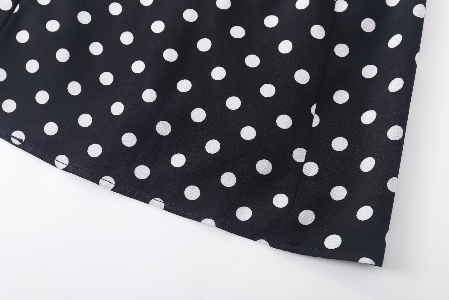 
                  
                    Summer Black Bottom White Polka Dot Casual Vacation Sling Midi Dress for Women
                  
                