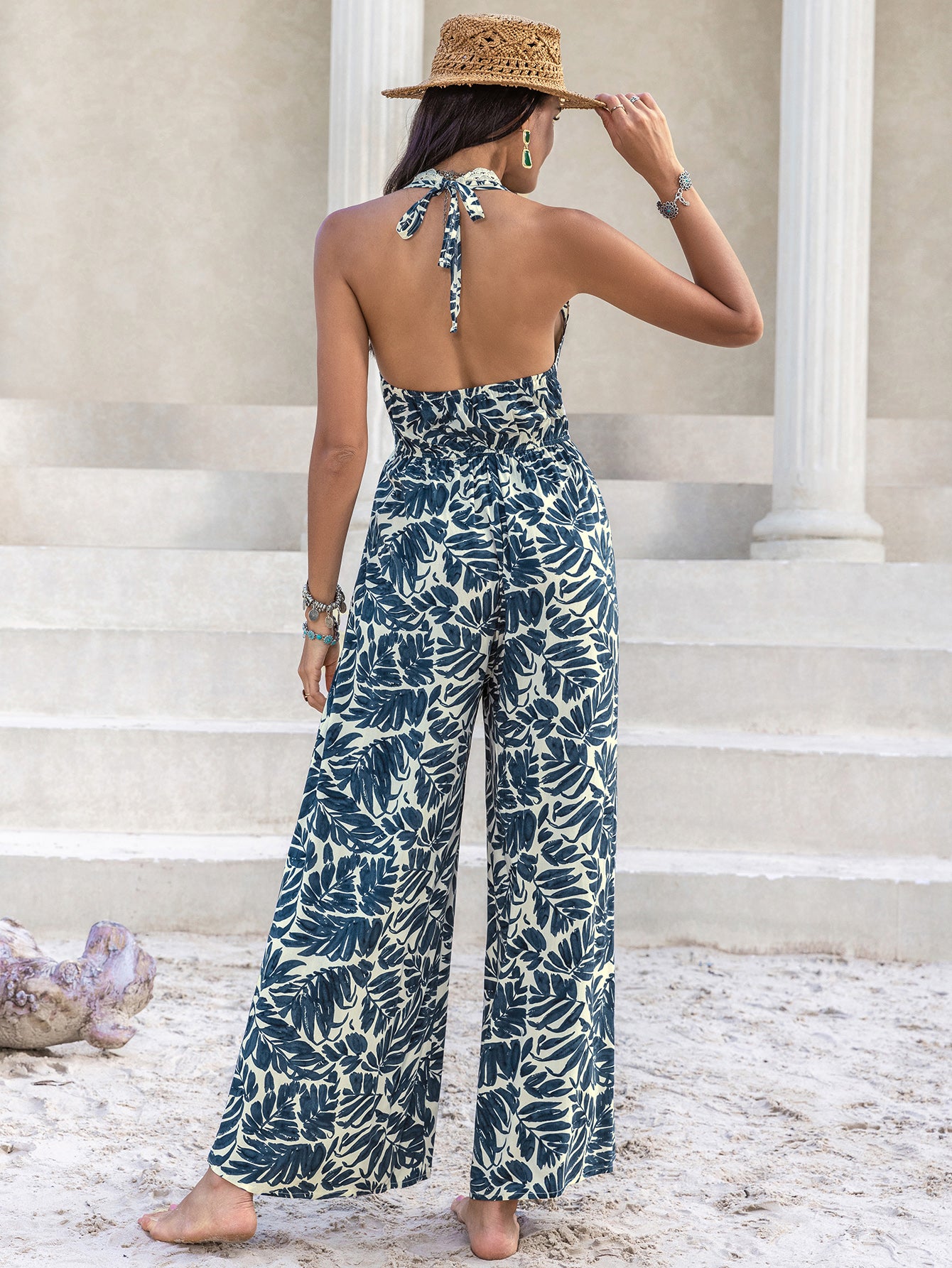 
                  
                    Women Clothing Hollowed out Sexy Halter Jumpsuit
                  
                