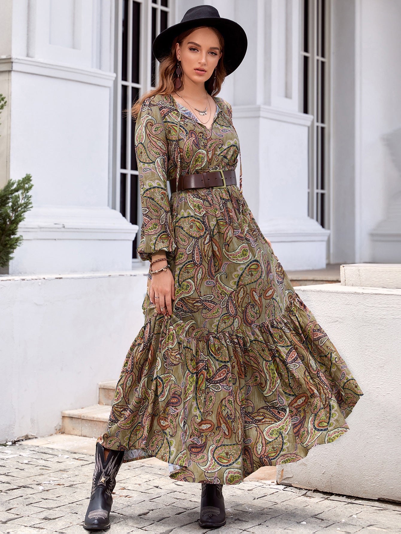 
                  
                    Bohemian Cashew Printing Waist Smocking Series Lead Holiday Dress
                  
                