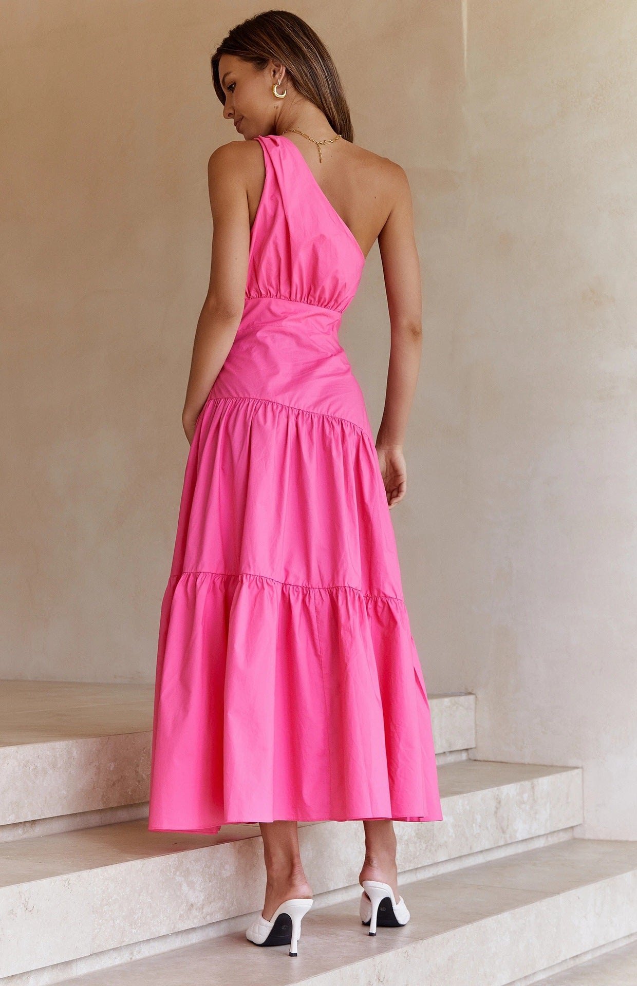 
                  
                    Spring Summer One-Shoulder Knotted Solid Color Fresh Long Sweet Dress
                  
                